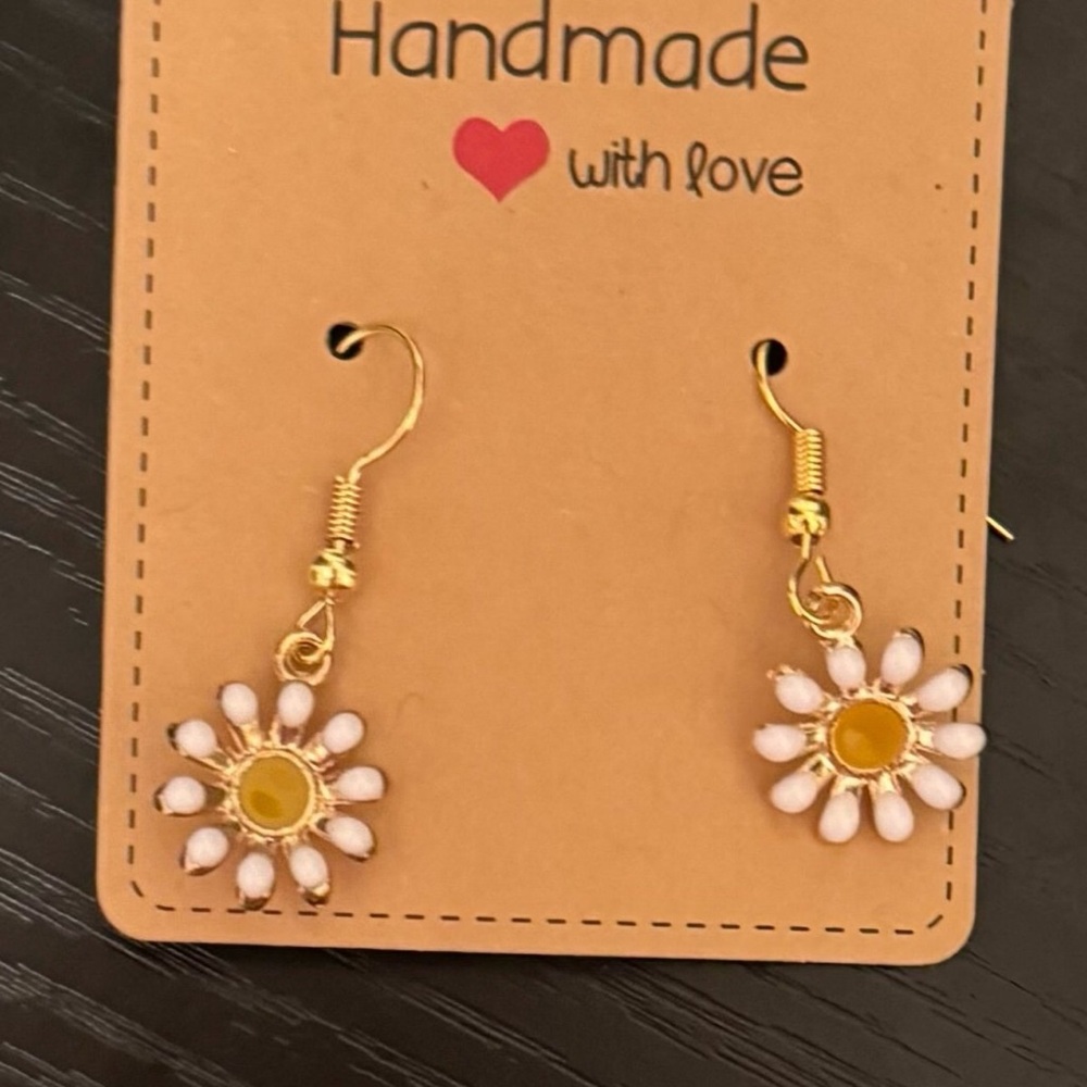 Gold and White Daisy Earrings